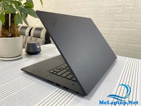 THINKPAD P1 G1 Core i7-8850H Quadro P2000 Ram 16GB FHD